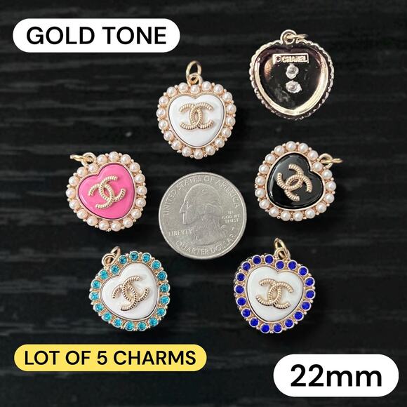 Lot Of 5 CC Gold Tone Heart Zipper Pull Button Charms 22mm - Picture 1 of 2